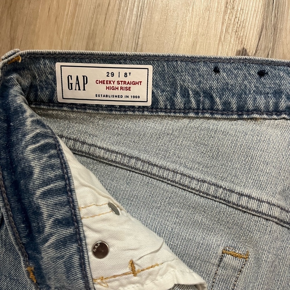 New with tags - GAP Cheeky Straight High Rise Jeans